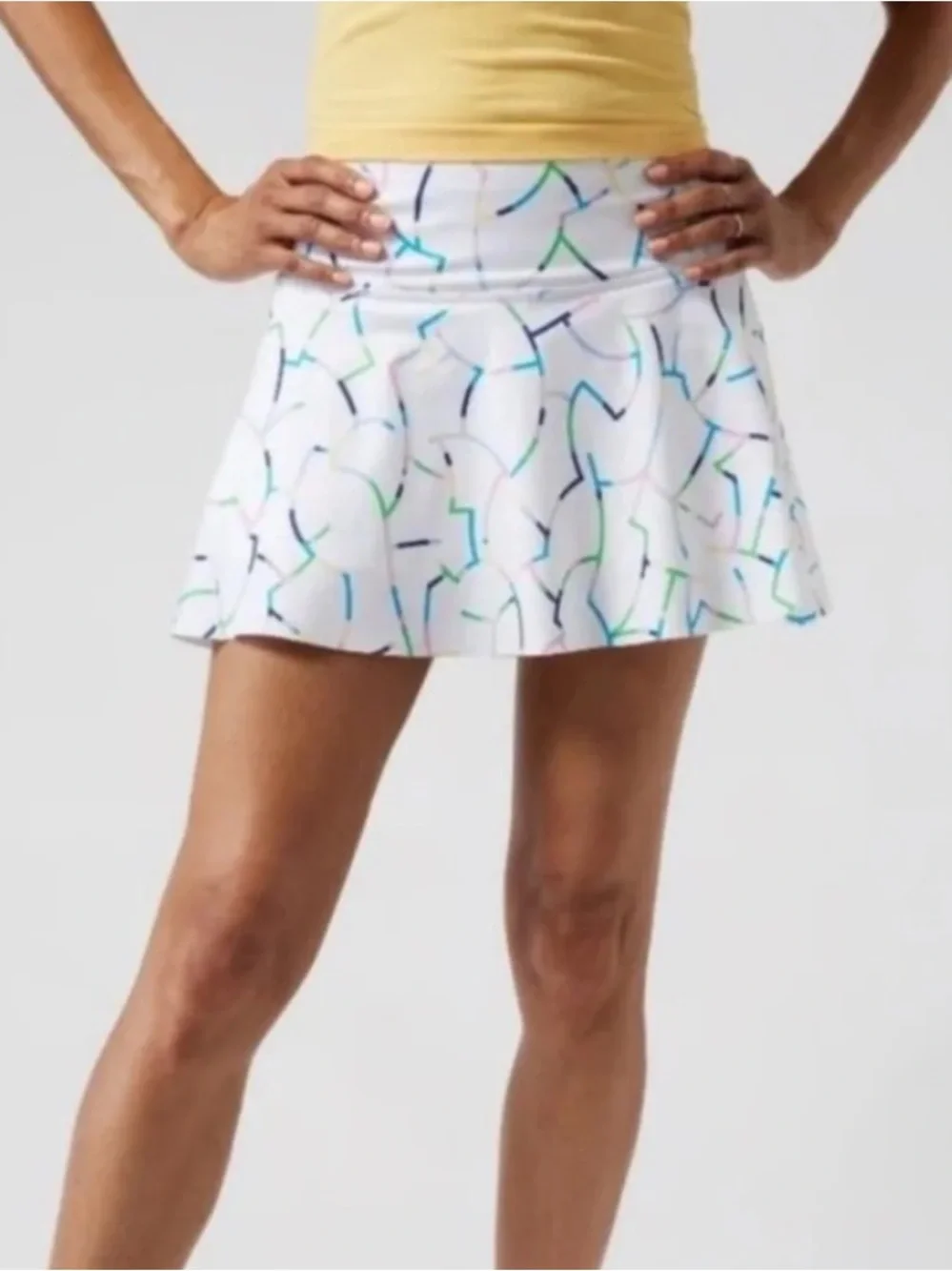Athleta Ace Printed Tennis Skort 13.5 White Multicolor Pattern W2525 Sz L